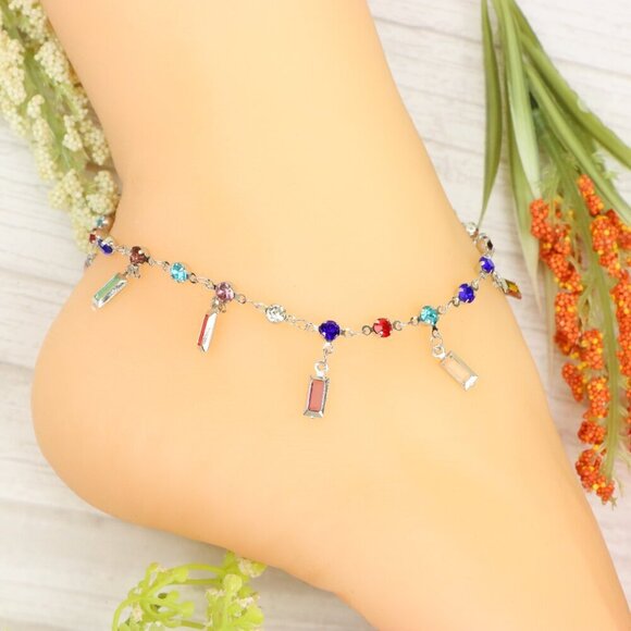 "Handmade Anklet – Elegant & Delicate Jewelry for Women | UNVRC1322 - Picture 5 of 10